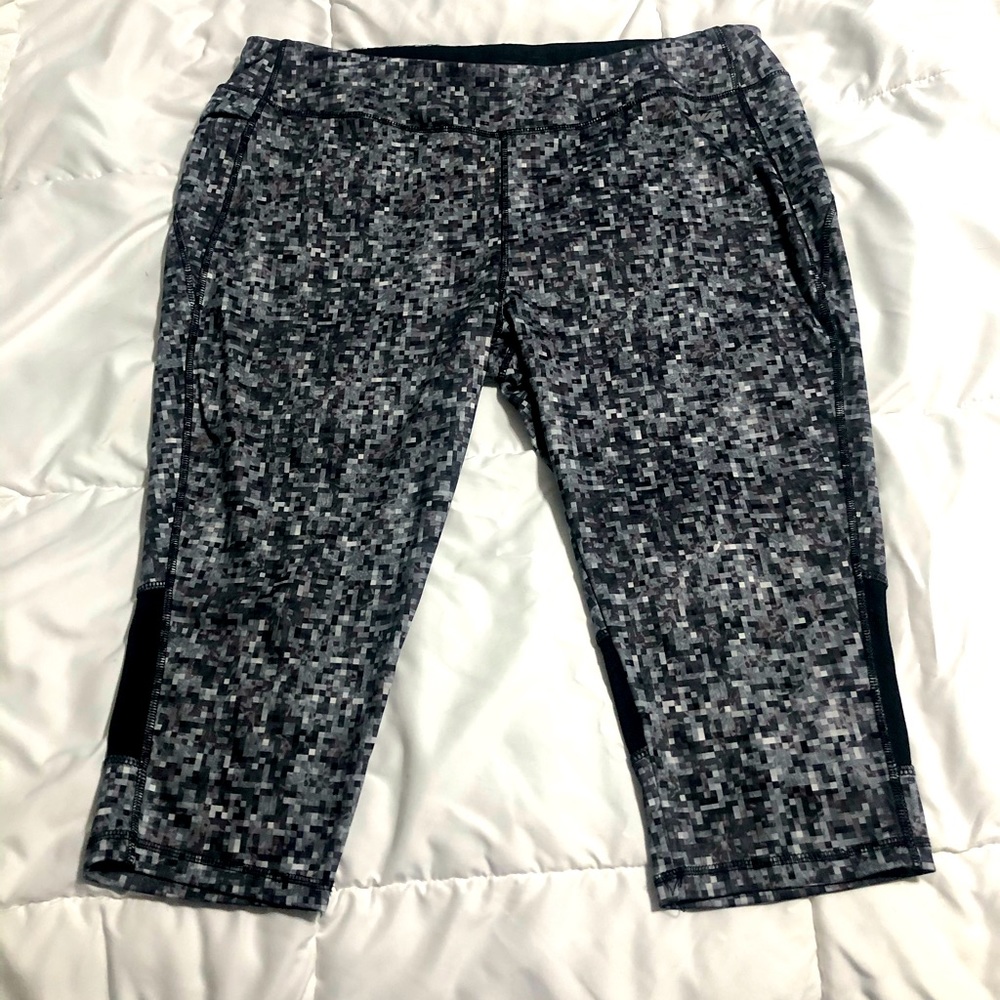 Avia Digital Camo Crop Workout Leggings